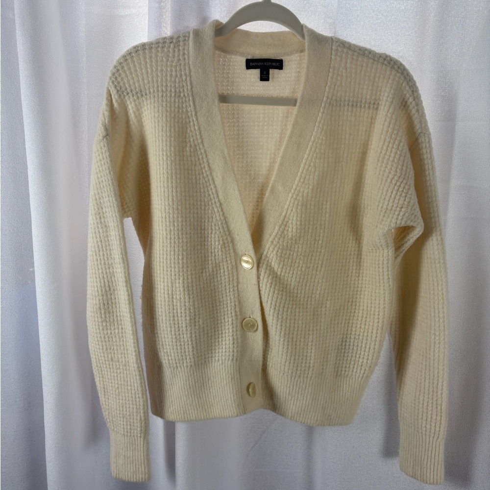 Banana Republic Cream Ivory Aire Wool Blend Cardigan Waffle Knit Small GUC